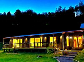 Hotel Neyün La Junta，位于La Junta的酒店