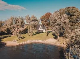 Watermark Usedom - Traumhaus direkt am Wasser mit eigener Badestelle