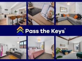 Pass The Keys - Elegant 3 Bedroom Retreat in Macclesfield，位于麦克尔斯菲尔德的酒店