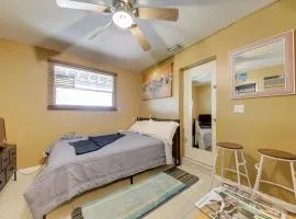8 Mi to Beach Pet-Friendly Fort Lauderdale Studio