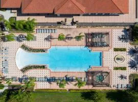 Luxury 12BR Villa w/ Pool & Spa Near Disney