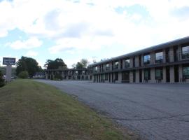 班克罗夫特套房酒店，位于班克罗夫特的酒店