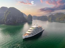 Catherine Cruise，位于下龙湾的酒店