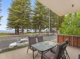 Breeze Beachfront Apartment