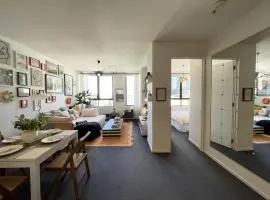 2BR CBD sunlit residence - Bourke Street shops