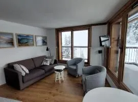 Croix-Des-Verdon Full renovated - Ski in and out - Courchevel 1650 with covered parking