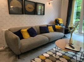 Birmingham Bungalow Serviced Apartment NEC Airport Bullring，位于伯明翰的简易别墅