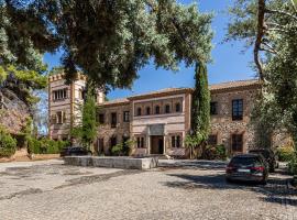Queens hacienda alamedilla Toledo，位于托莱多的酒店