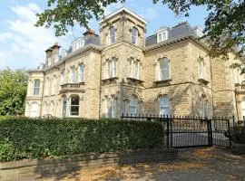 Harrogate Haven by Luxus