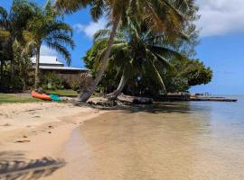 RAIATEA - The BEACH HOUSE - plage sur le lagon !，位于Tevaitoa的酒店