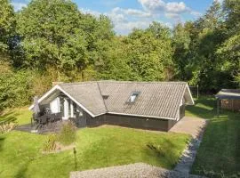 5 person holiday home in Toftlund-By Traum