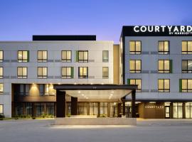 Courtyard by Marriott Omaha East/Council Bluffs, IA，位于康瑟尔布拉夫斯的酒店