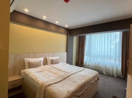 Hotel DAMAD，位于Smîrdan的民宿