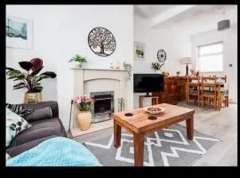 Simons Cosy 2 bedroom home sleeps 5, contractors Welcome