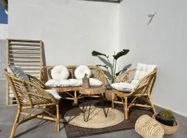 Modern chic rooftop studio