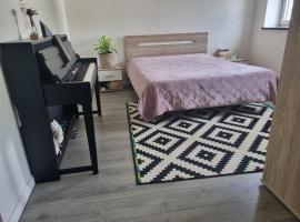Charmante chambre bucolique，位于Chastre-Villeroux-Blanmont的酒店