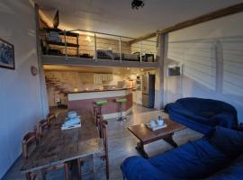 Loft，位于Aujeurres的酒店
