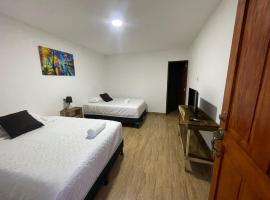 Hotel St Arthur，位于Nueva San Salvador的酒店
