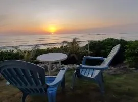 BlueWave Surf Stay