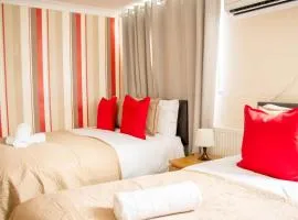 Spacious Elegance I Sleeps11 I Super Fast Wi-Fi I Free Parking