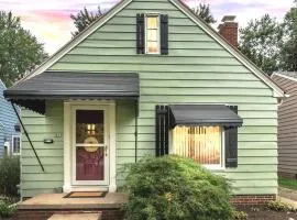 Two Bedroom, King bed, Private Cottage