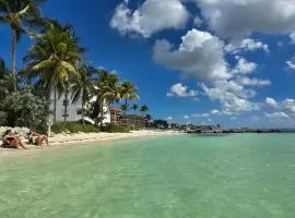 Paradise awaits you at Key Colony Beach