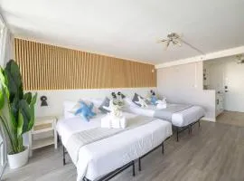 Waikiki 30FL Luxury Studio with Majestic Ocean Fireworks