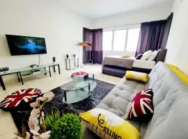 Koi 7 Guest 2 Room Puchong IOI Sunway Lagoon Pyramid Bkt Jalil Pavilion Bkt Jalil Stadium