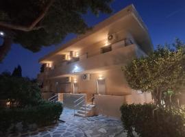 Studios &Alpha;&pi;&omicron;&sigma;&tau;ό&lambda;&eta;&sigmaf; Selianitika，位于艾伊翁的自助式住宿