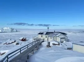 Ilulissat Stay - Seawatch Retreat