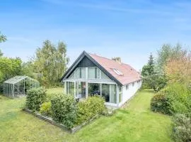 Holiday Home Frida - 125m from the sea by Interhome