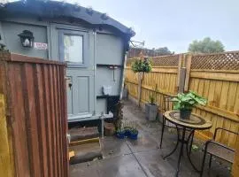 Blue bell shepherd's Hut