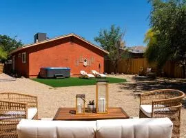 Red Rock - Desert feel - Game Room