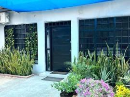 Casa amplia en el Espinal,，位于埃斯皮纳尔的酒店