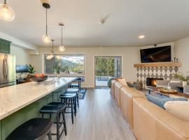 Condo in Government Camp，位于加文门特营的滑雪度假村