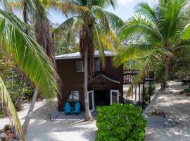 Featherstone Cottage, Cayman Brac，位于开曼布拉克的酒店