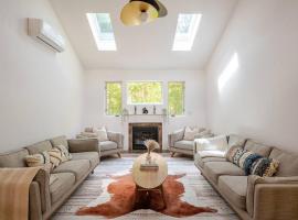 Woodland Retreat，位于Blakeslee的酒店