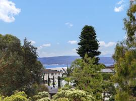 Sea Glimpse at Nelson Bay，位于尼尔森湾的民宿