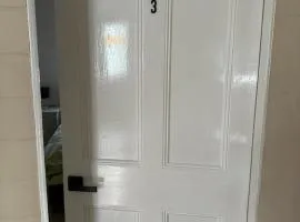 Home on Kent ROOM C