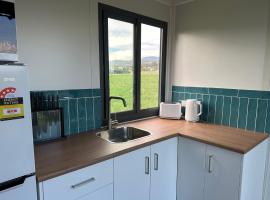 Valleyview Tiny House - Tamworth，位于塔姆沃思的酒店