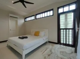 Renovated 2 Bedroom Seavilla for 6pax