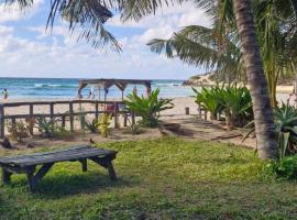 Dhow Blue * Tofo Beach，位于托弗海滩的酒店