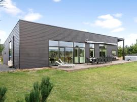 Lovely Home In V&aelig;ggerl&oslash;se With Sauna，位于博托比的豪华酒店