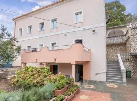 Lovely Apartment In Senj With Wifi