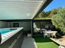 Aloha Studio &SPA - 1h incluse- en bordure de garrigue