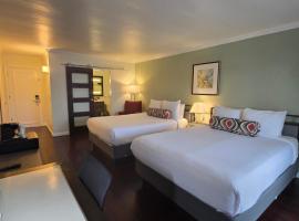 滨海村酒店，位于阿拉米达的酒店