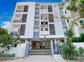 Super Hotel O Valasaravakkam Near Chandra Metro Mall，位于钦奈的酒店