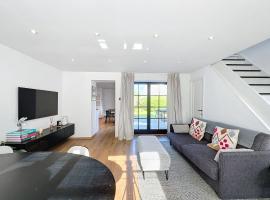 Agréable maison au calme avec jardin privé，位于Gerpinnes的酒店
