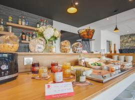 兰斯努韦利特布里特酒店，位于兰斯的酒店