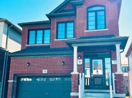 Brand New Modern Home in Barrie!，位于巴里的酒店